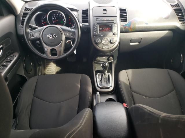 2013 KIA Soul +