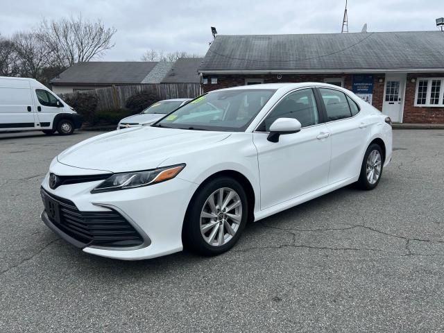 2021 Toyota Camry LE