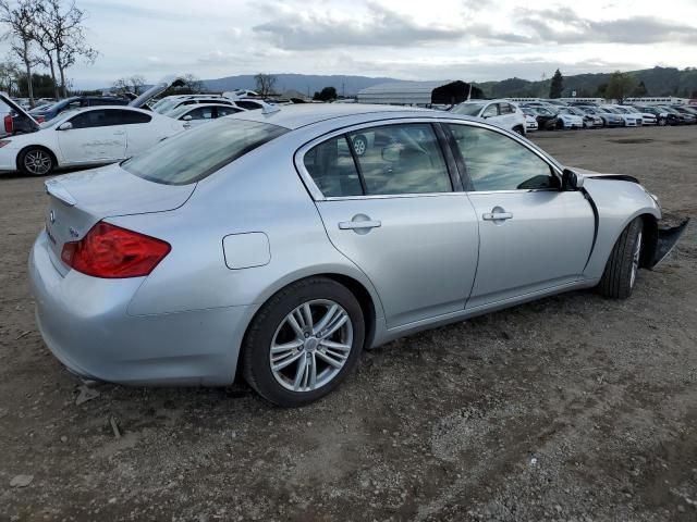 2015 Infiniti Q40