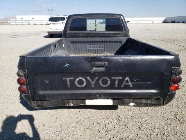 1993 Toyota Pickup 1/2 TON Short Wheelbase