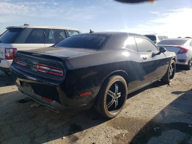 2015 Dodge Challenger SXT