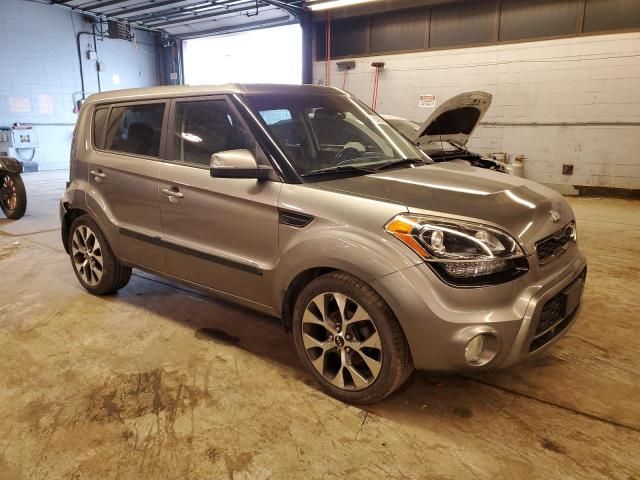 2013 KIA Soul +