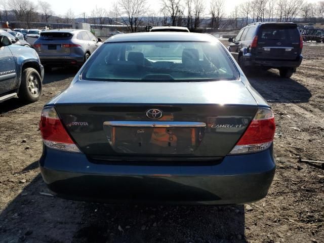 2005 Toyota Camry LE