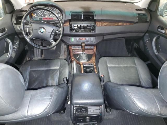 2004 BMW X5 3.0I