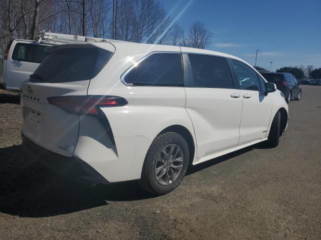 2021 Toyota Sienna LE