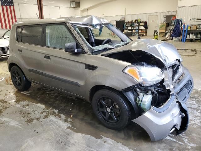 2010 KIA Soul +