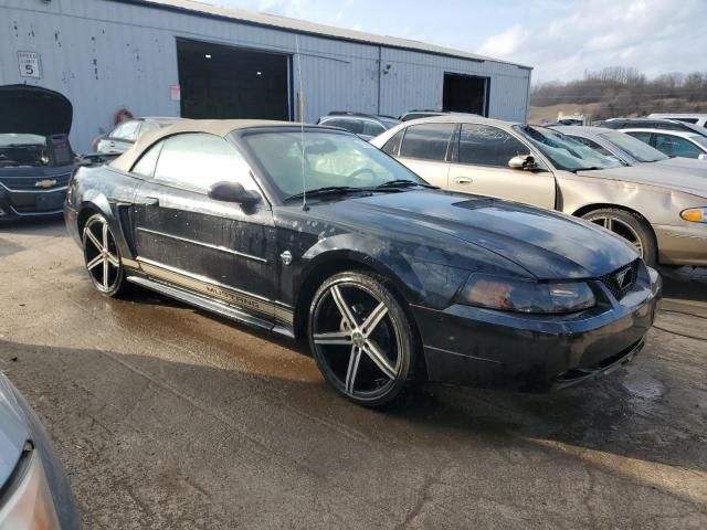 2004 Ford Mustang