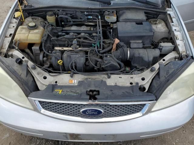 2005 Ford Focus ZX4