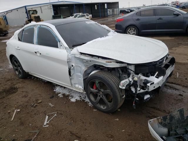 2017 Alfa Romeo Giulia TI Q4