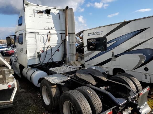 2013 Volvo VN VNL