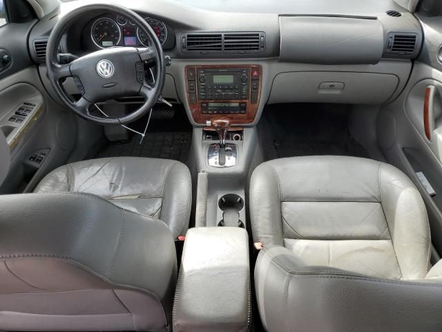 2004 Volkswagen Passat GLX 4MOTION