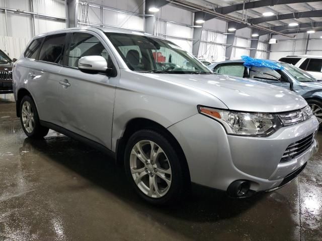 2014 Mitsubishi Outlander SE