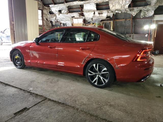 2019 Volvo S60 T6 R-Design