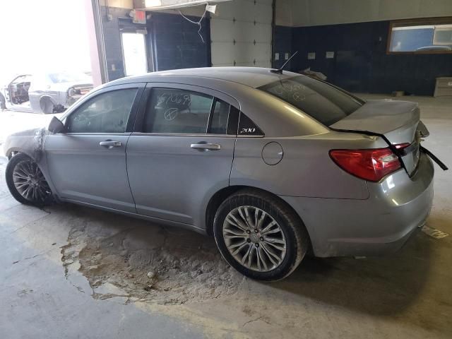 2013 Chrysler 200 LX