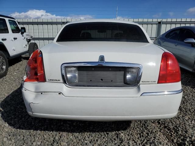 2007 Lincoln Town Car Signature Limited