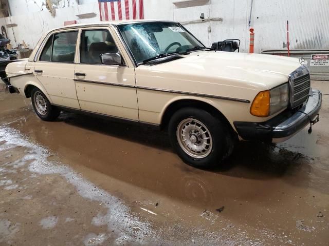 1984 Mercedes-Benz 300 DT