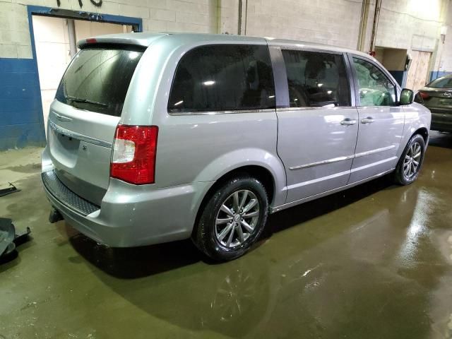 2015 Chrysler Town & Country S