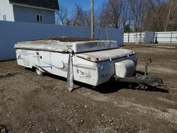 Vehiculos salvage en venta de Copart Davison, MI: 2000 Jayco Popup Cmpr