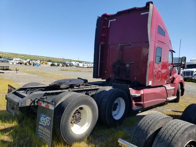 2015 Kenworth Construction T680