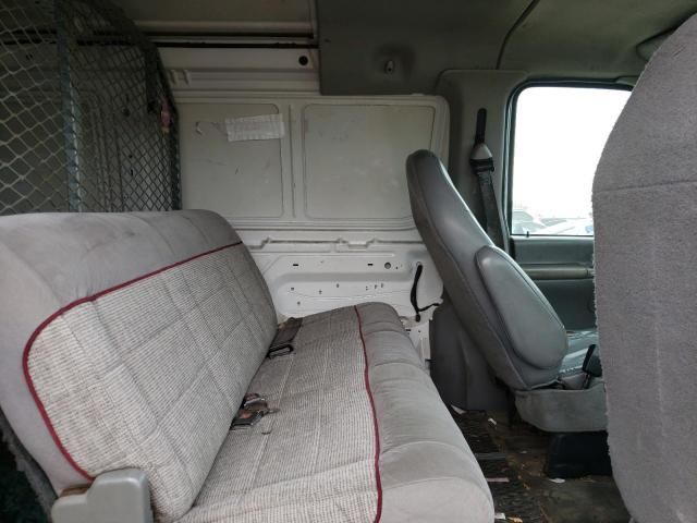 2004 Ford Econoline E150 Van