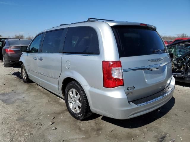 2012 Chrysler Town & Country Touring L