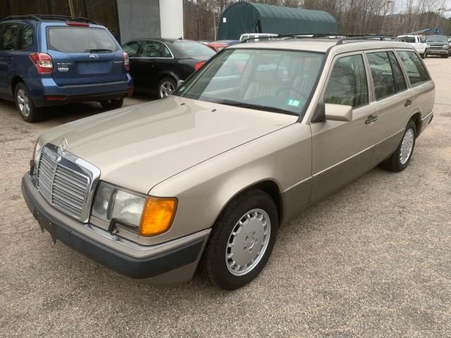 1992 Mercedes-Benz 300 TE