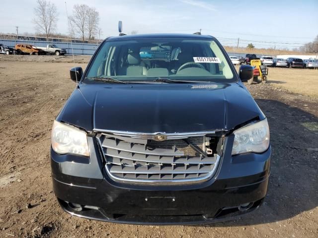 2008 Chrysler Town & Country Touring