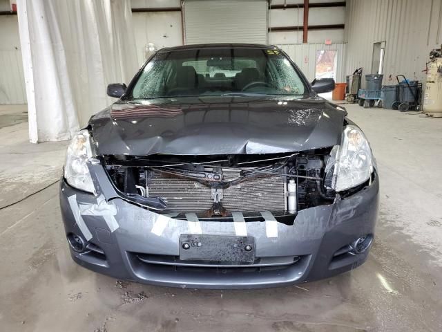 2010 Nissan Altima Base