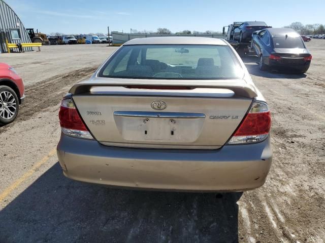 2005 Toyota Camry LE