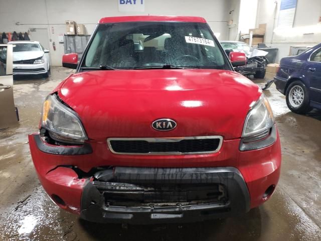 2011 KIA Soul +