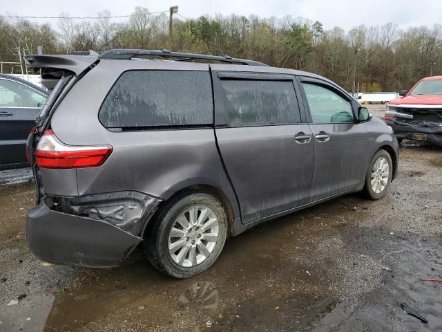 2015 Toyota Sienna XLE