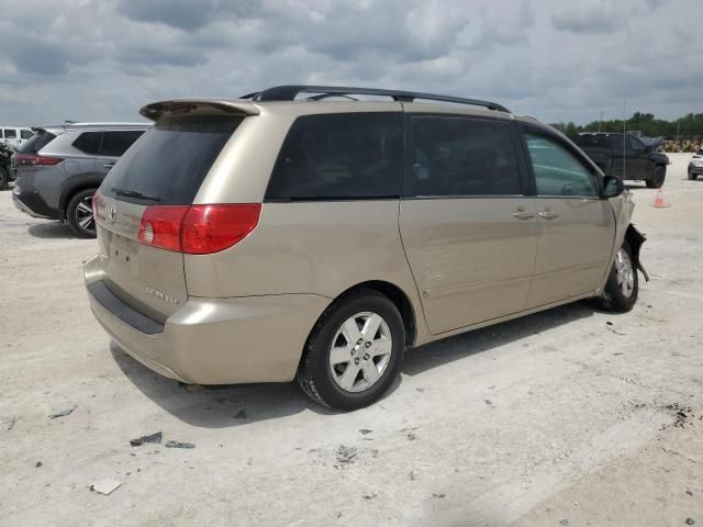 2008 Toyota Sienna CE