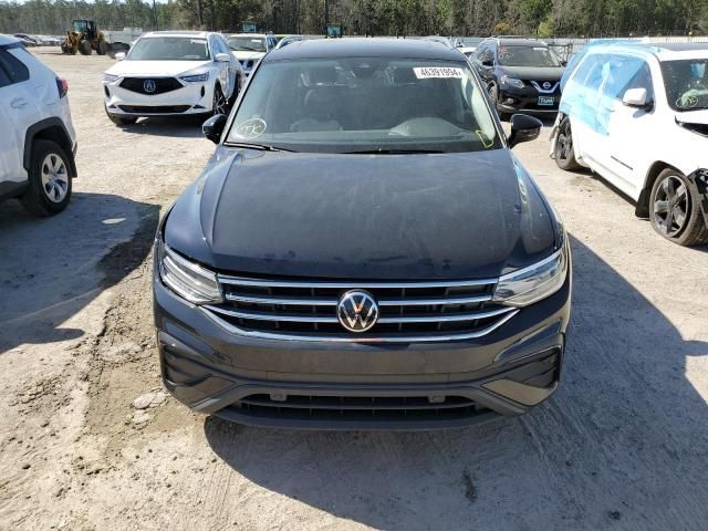 2023 Volkswagen Tiguan SE