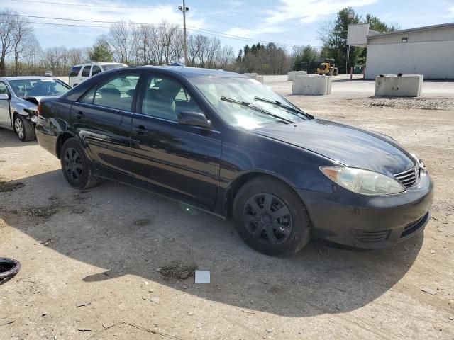 2005 Toyota Camry LE