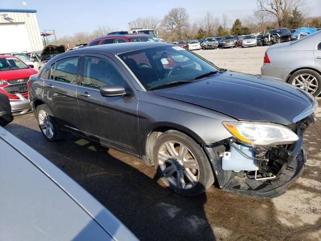 2013 Chrysler 200 LX