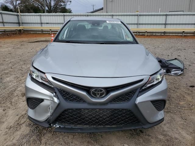 2020 Toyota Camry SE