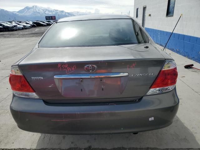 2005 Toyota Camry LE