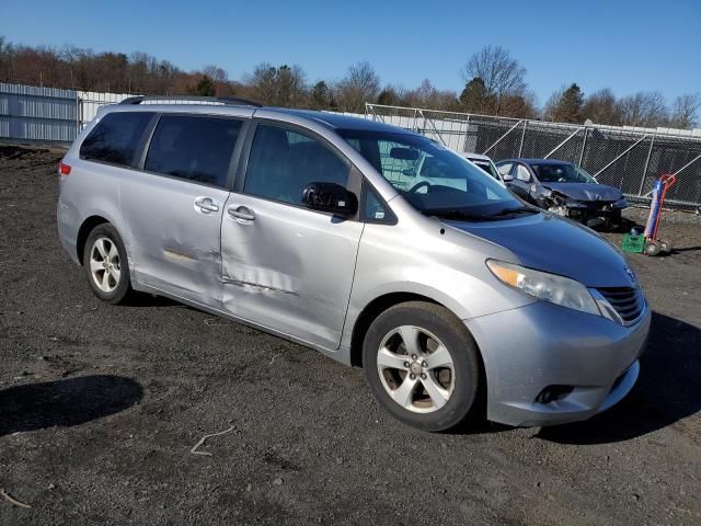 2012 Toyota Sienna LE