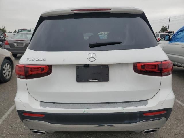 2020 Mercedes-Benz GLB 250