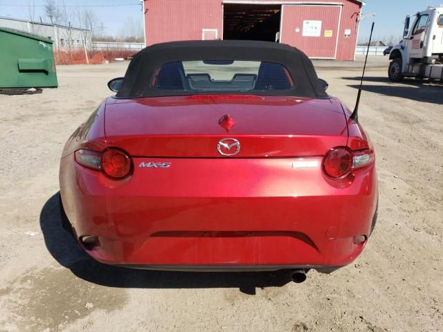 2016 Mazda MX-5 Miata Grand Touring