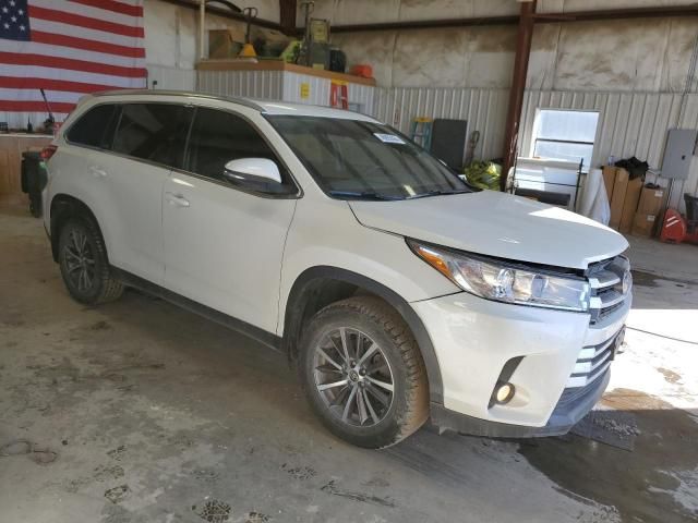 2019 Toyota Highlander SE