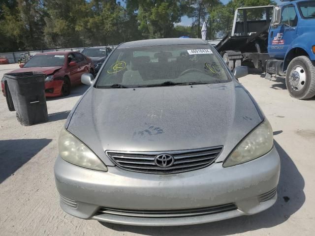 2005 Toyota Camry LE