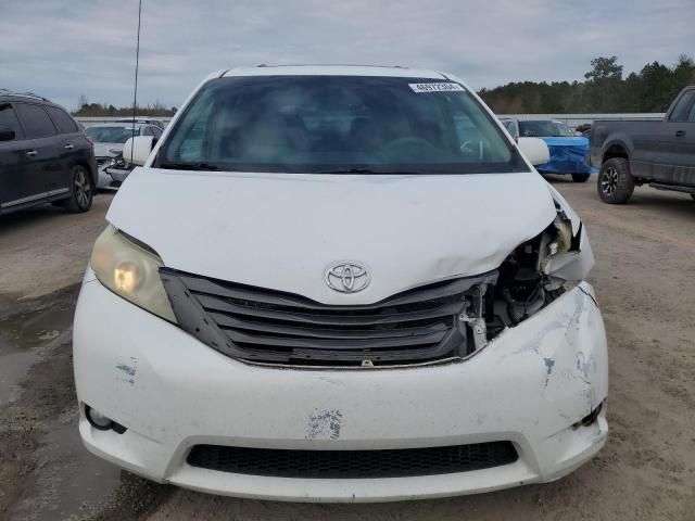 2011 Toyota Sienna XLE