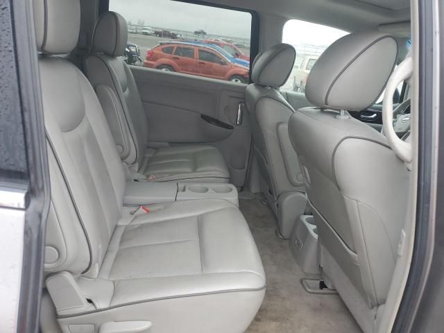 2011 Nissan Quest S