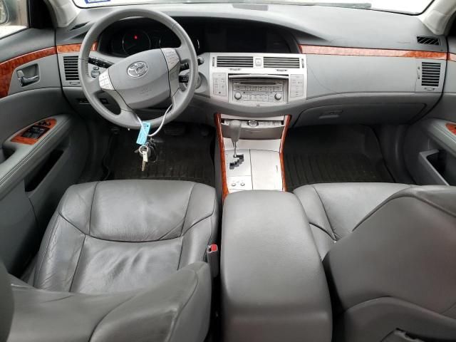 2005 Toyota Avalon XL