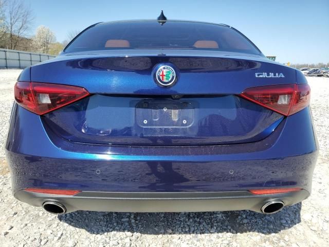 2017 Alfa Romeo Giulia TI