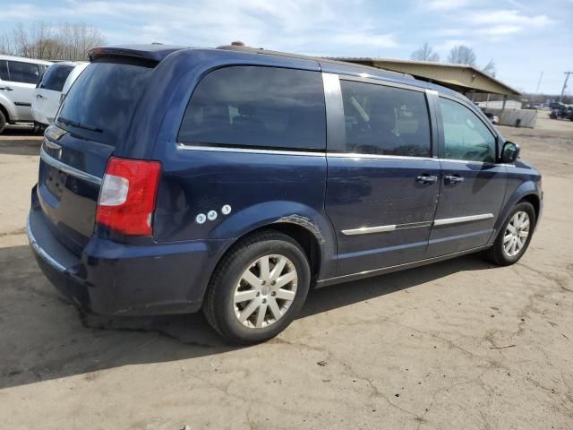 2013 Chrysler Town & Country Touring