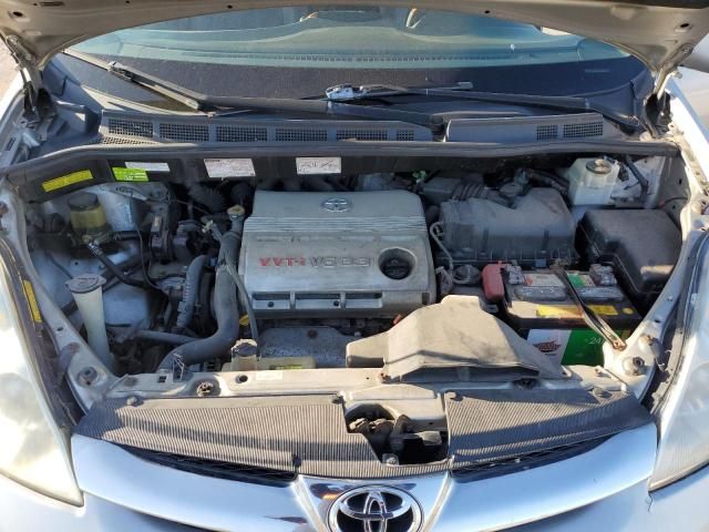 2006 Toyota Sienna XLE