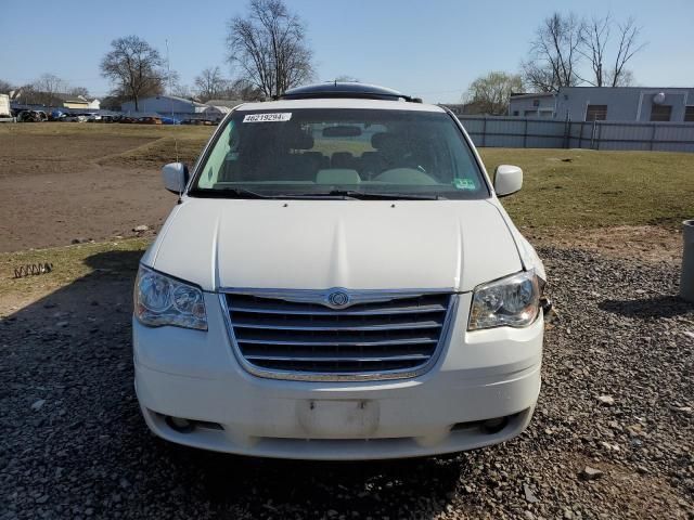 2008 Chrysler Town & Country Touring