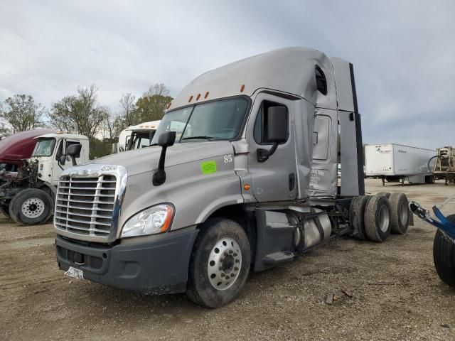 2018 Freightliner Cascadia 125